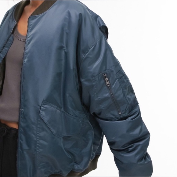 TOPSHOP Oversized Bomber - Picture 3 of 9